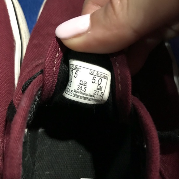 Vans AND Converse - Picture 2 of 4